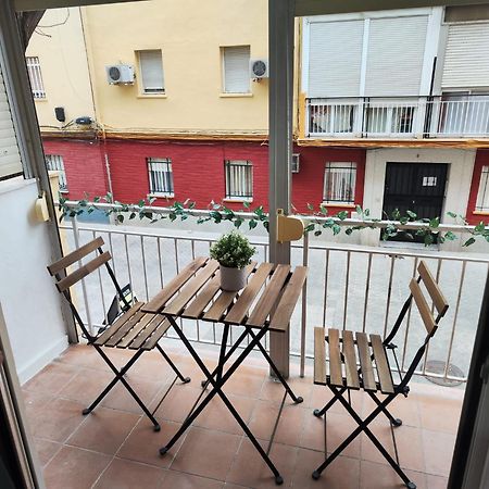 Apartamento Vts Los Remedios Sevilla Exterior foto
